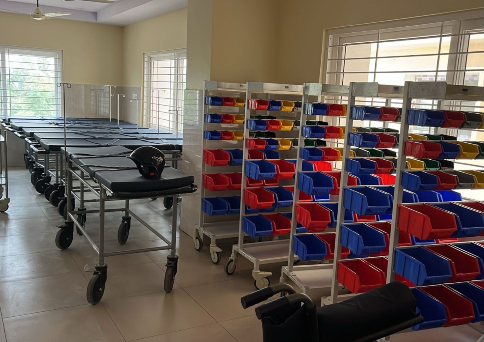 The facility garden and outdoor seating area.